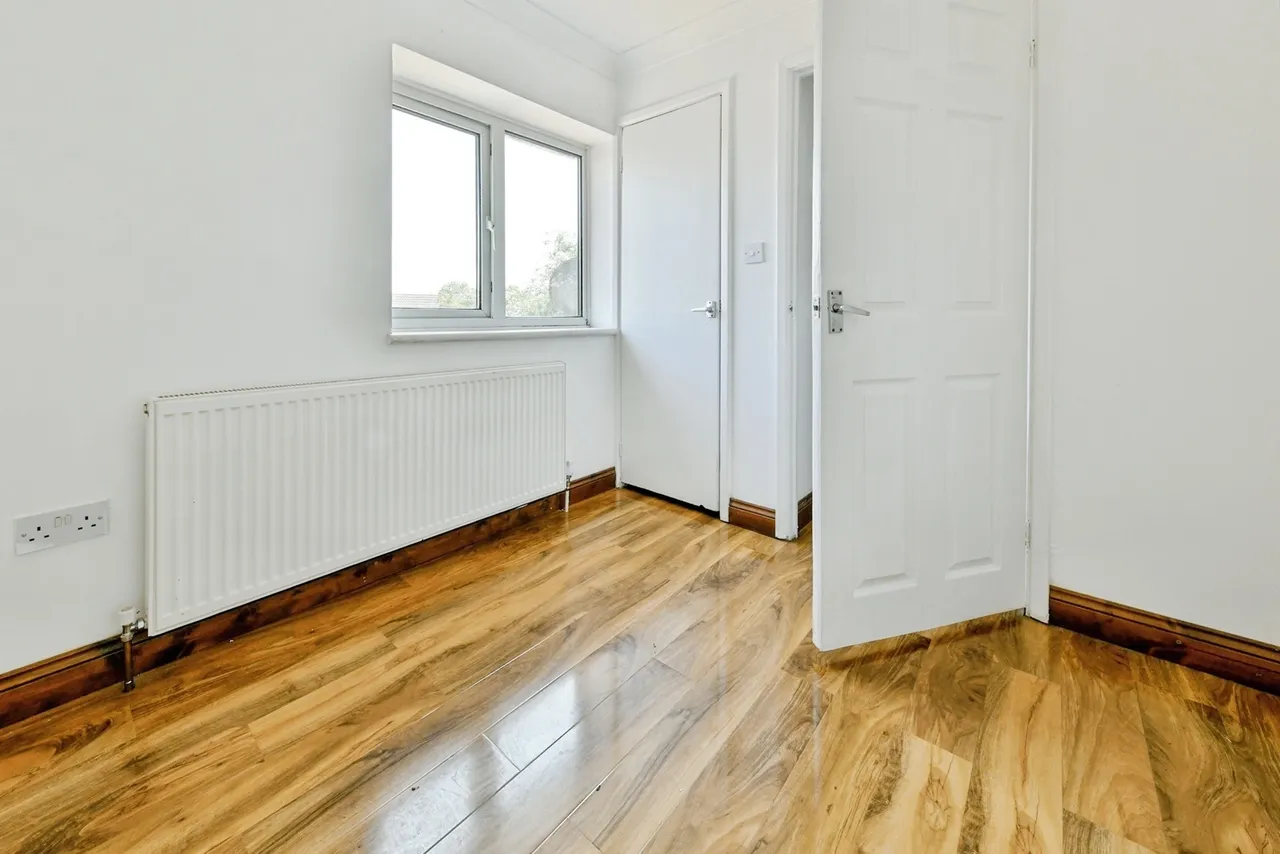 Lygrave, Stevenage, SG2, photo 14