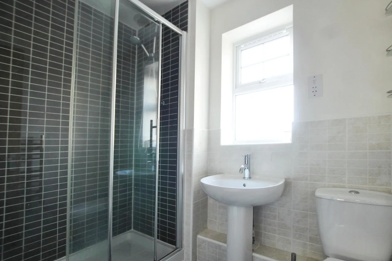 High Royds Drive, Menston, LS29, photo 5