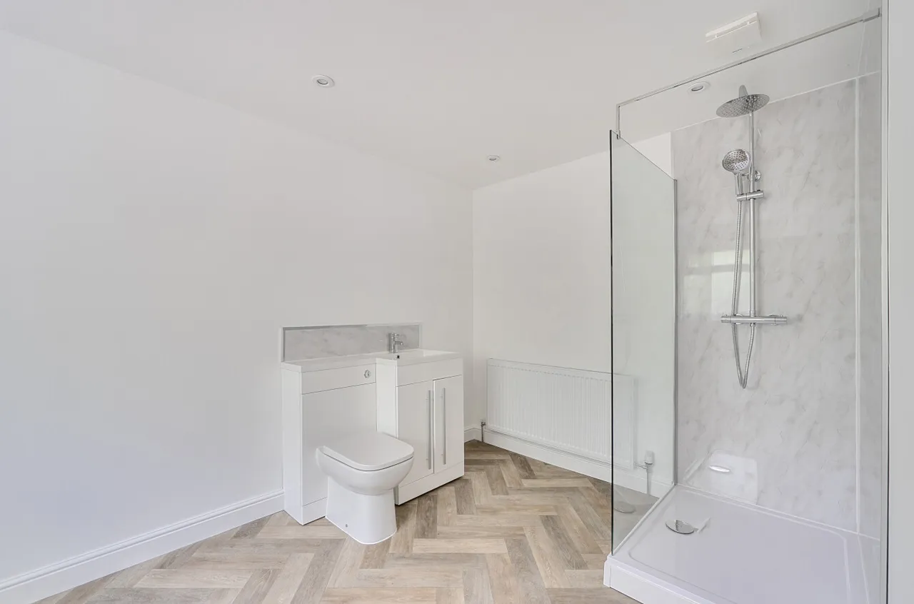 Cliff Top Lane, Hessle, HU13, photo 13