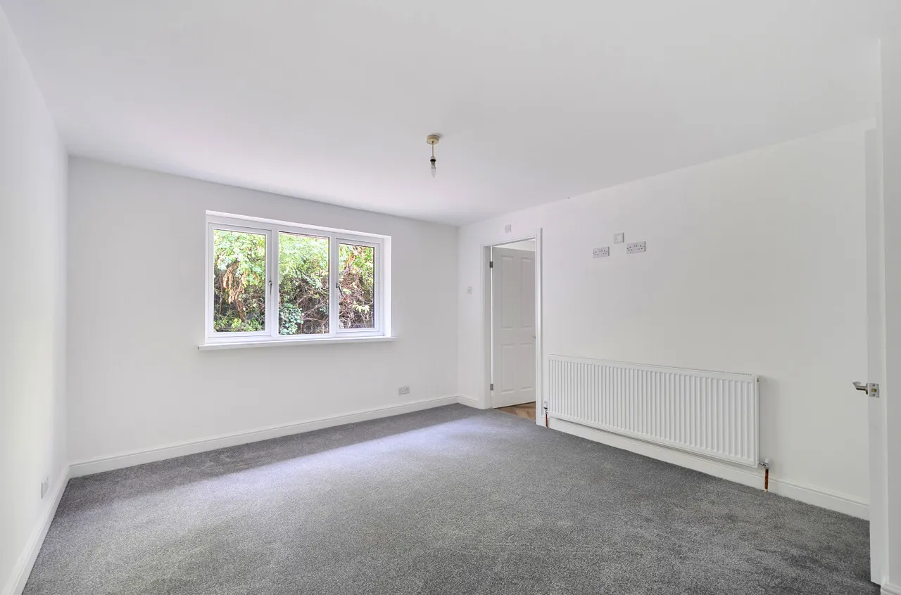 Cliff Top Lane, Hessle, HU13, photo 11