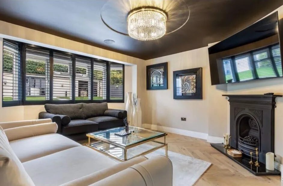 Tolmers Road, Cuffley, EN6, photo 3