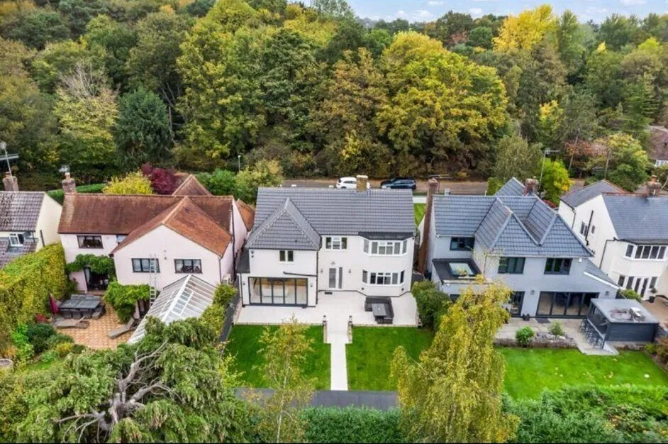 Tolmers Road, Cuffley, EN6, photo 11