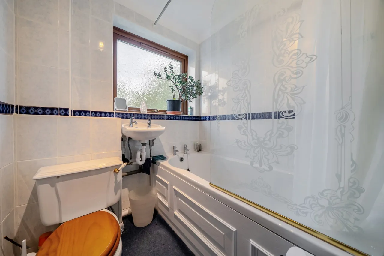 Queenswood Road, DA15, photo 6