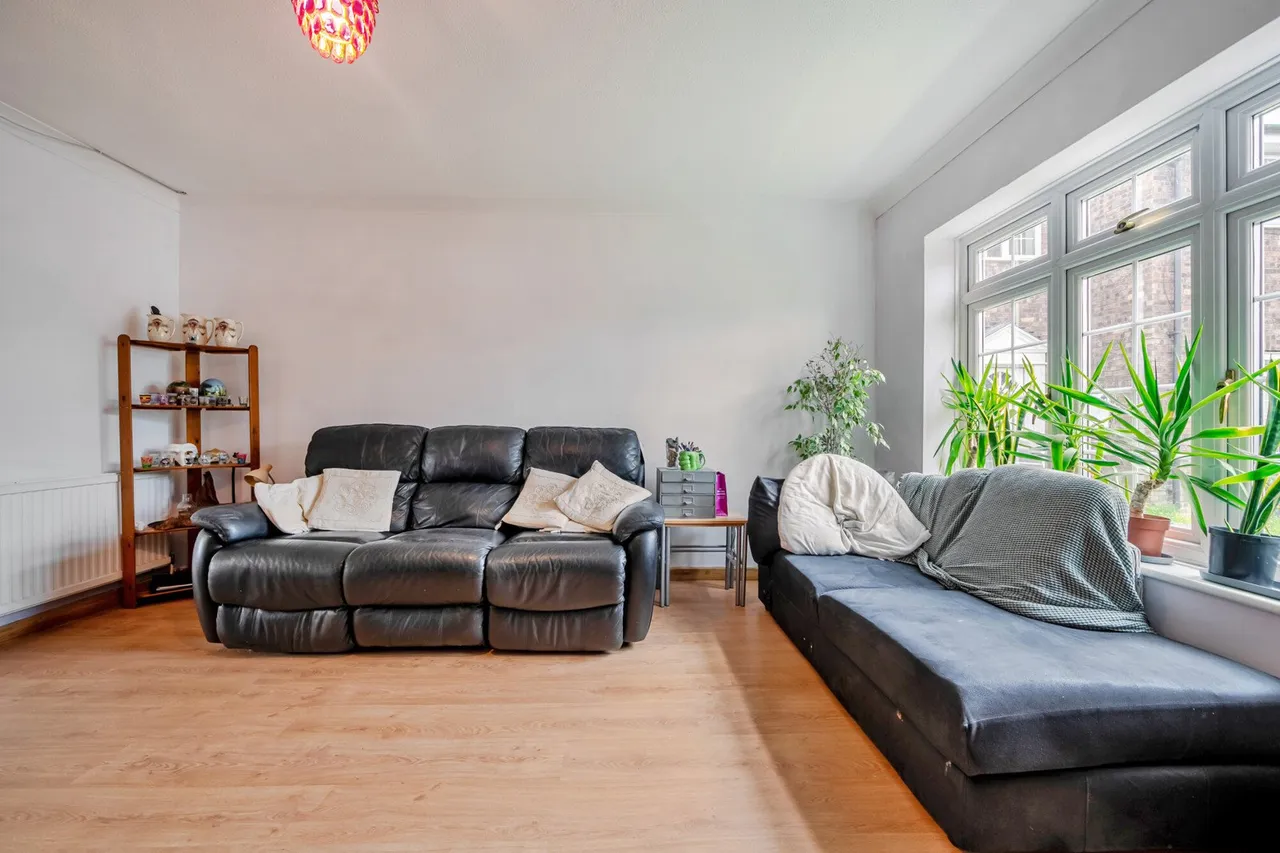 Queenswood Road, DA15, photo 3