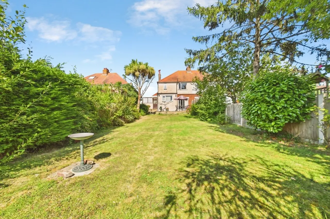 Downs Road, Folkestone, CT19, photo 5