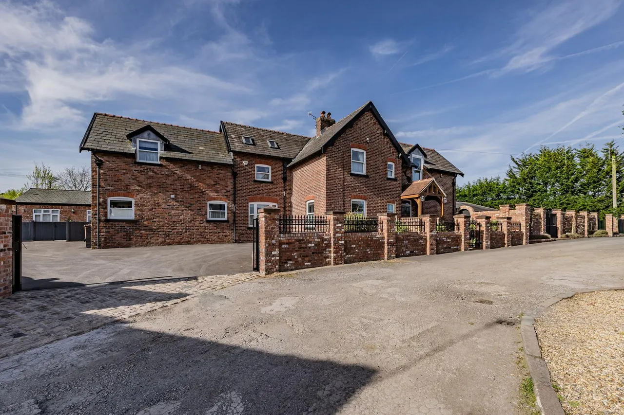 Hall Lane, Bold, WA9, photo 60