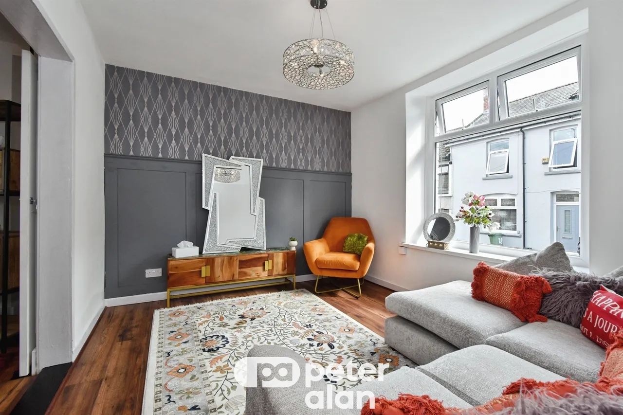 Duffryn Street, Bargoed, CF81, photo 2