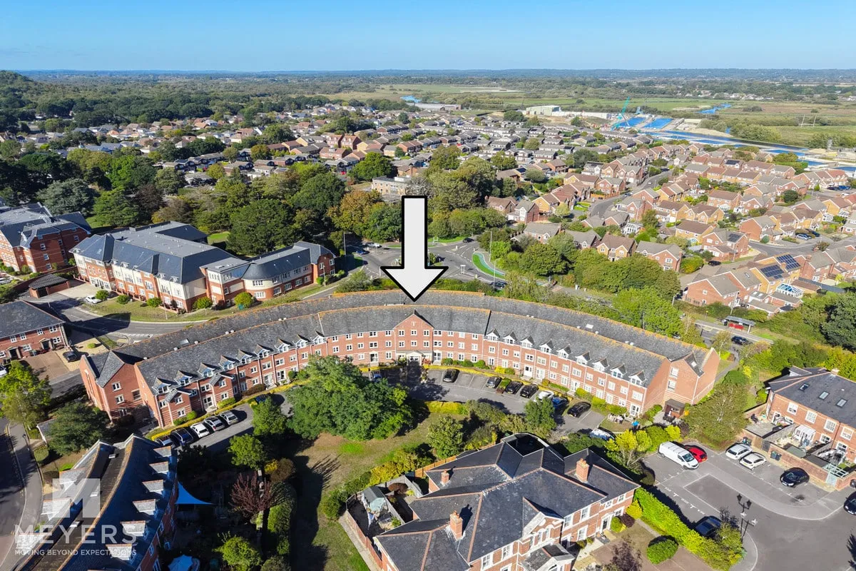 Regency Crescent, Christchurch, BH23, photo 4