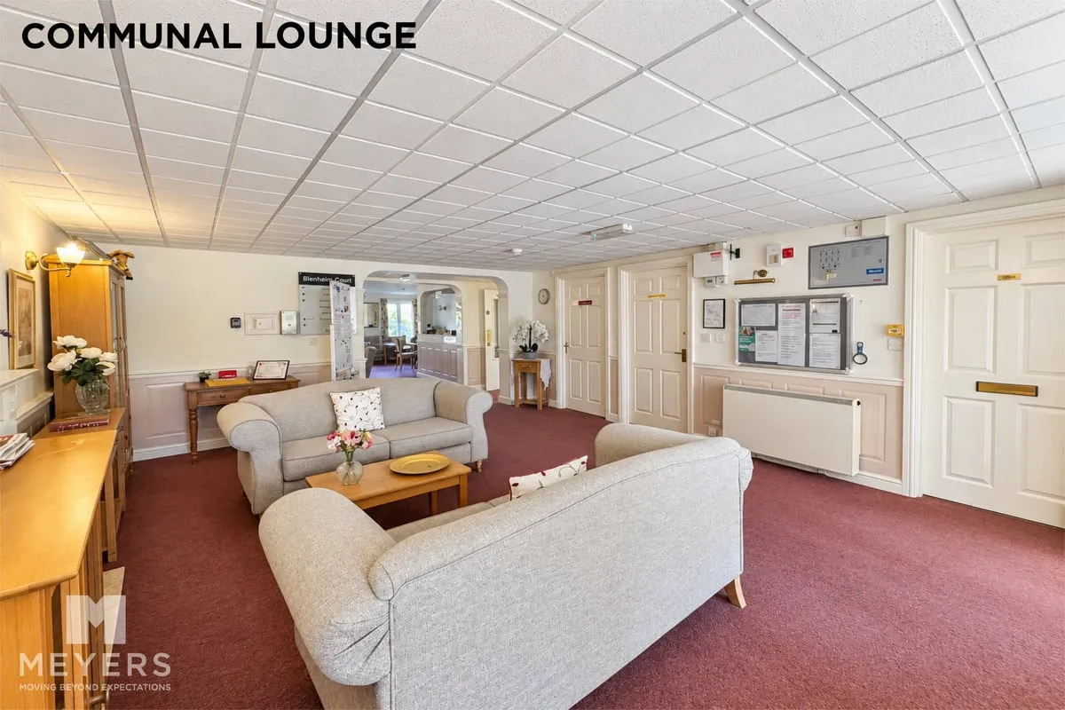 Regency Crescent, Christchurch, BH23, photo 25