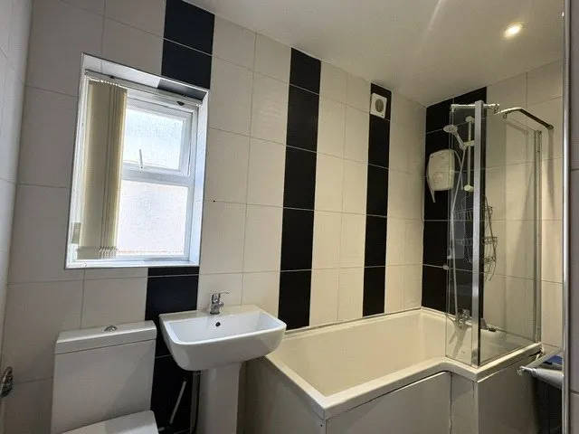 Claude Road, Cardiff, CF24, photo 8
