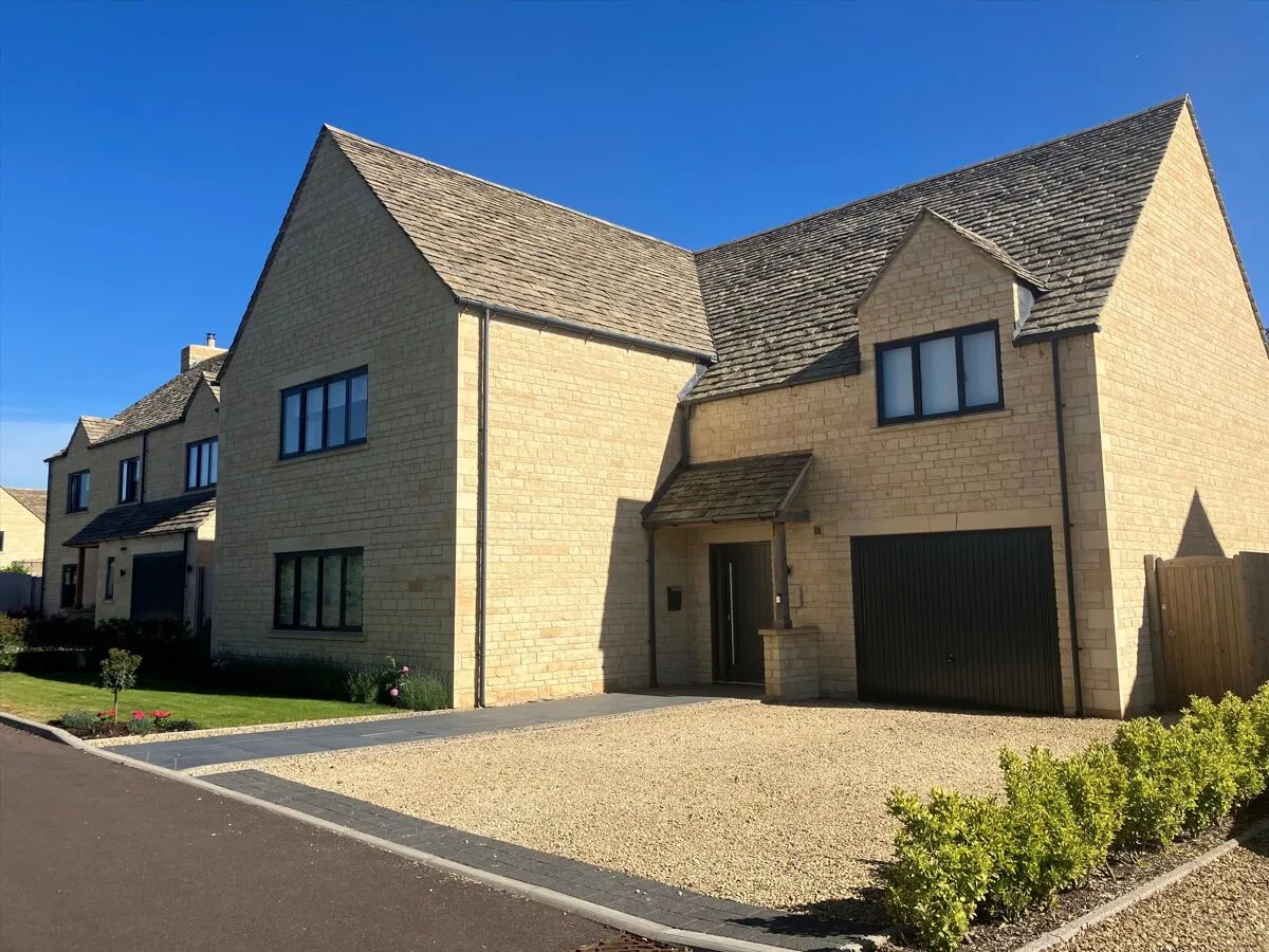 4 bed house for sale, Broadway Road, Toddington, GL54