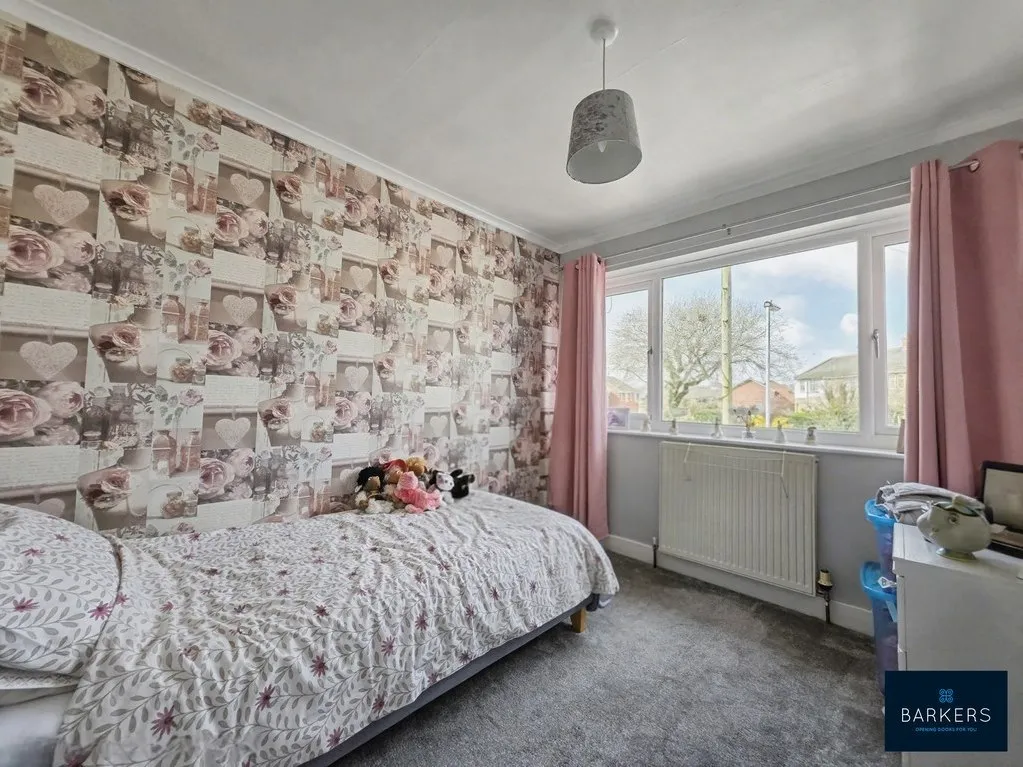 Bottoms Lane Birkenshaw, Bradford BD11 2NN, photo 7