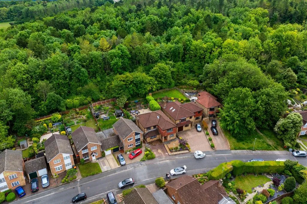 West Hill, Dunstable LU6 3PN, photo 21