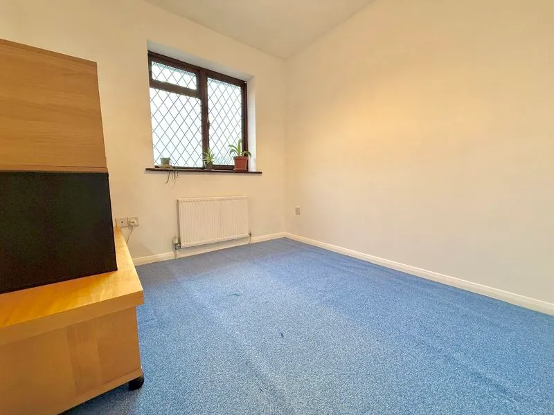 West Hill, Dunstable LU6 3PN, photo 13