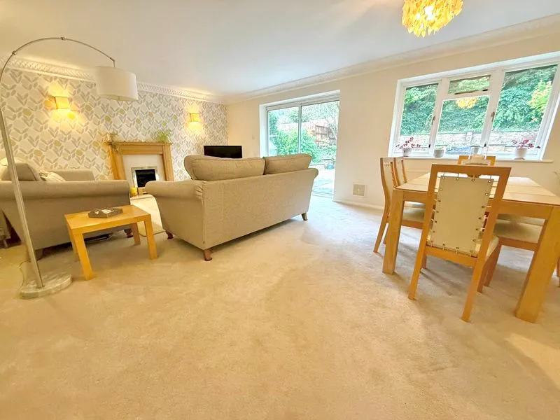 West Hill, Dunstable LU6 3PN, photo 3