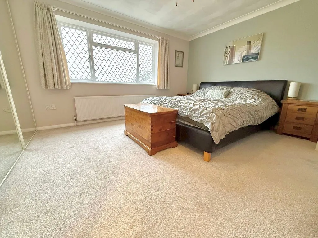West Hill, Dunstable LU6 3PN, photo 8