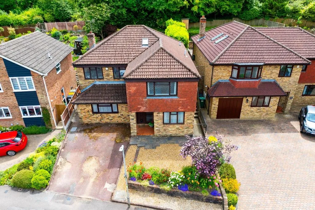 West Hill, Dunstable LU6 3PN, photo 22