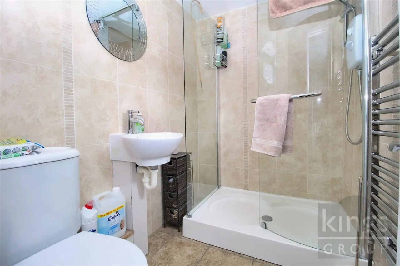 Tudor Avenue, Cheshunt, photo 8