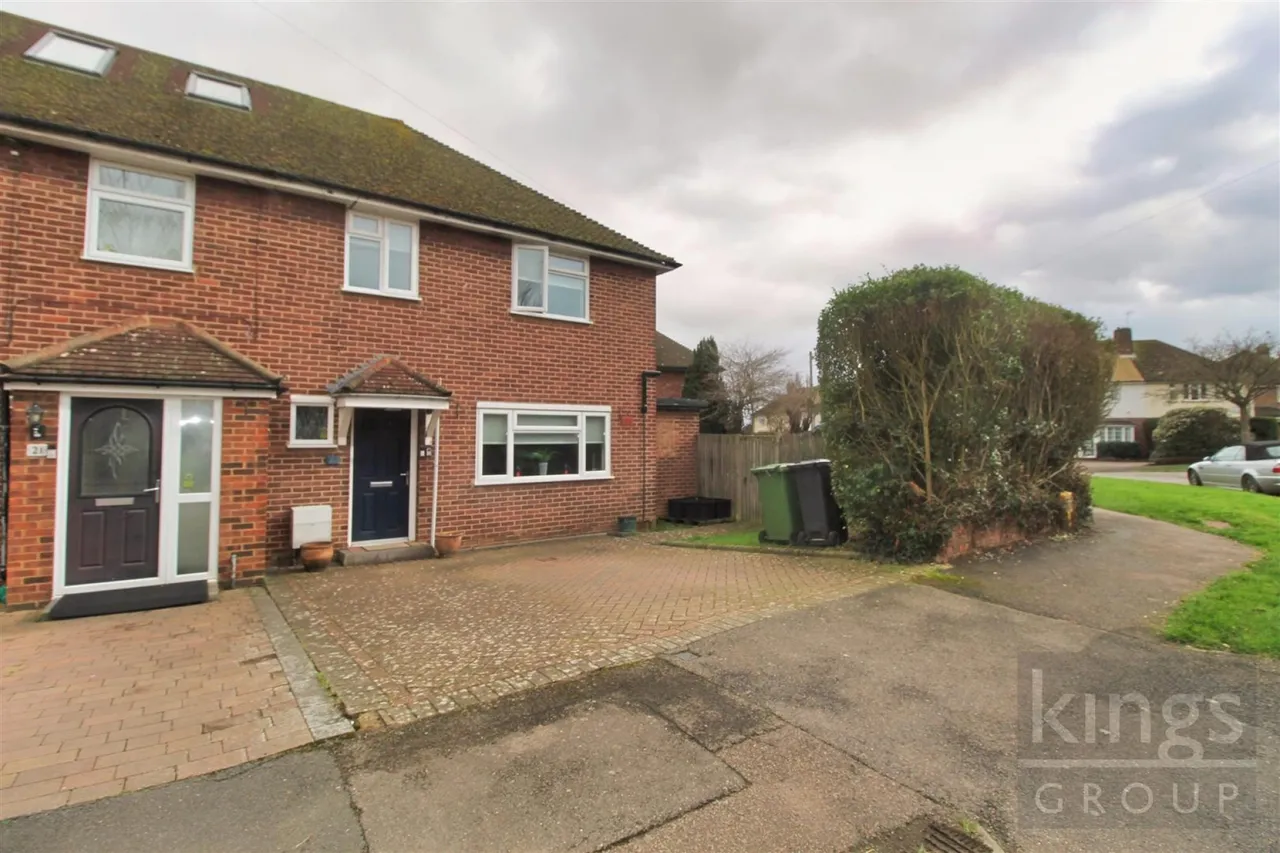 3 bed house for sale, Tudor Avenue, Cheshunt