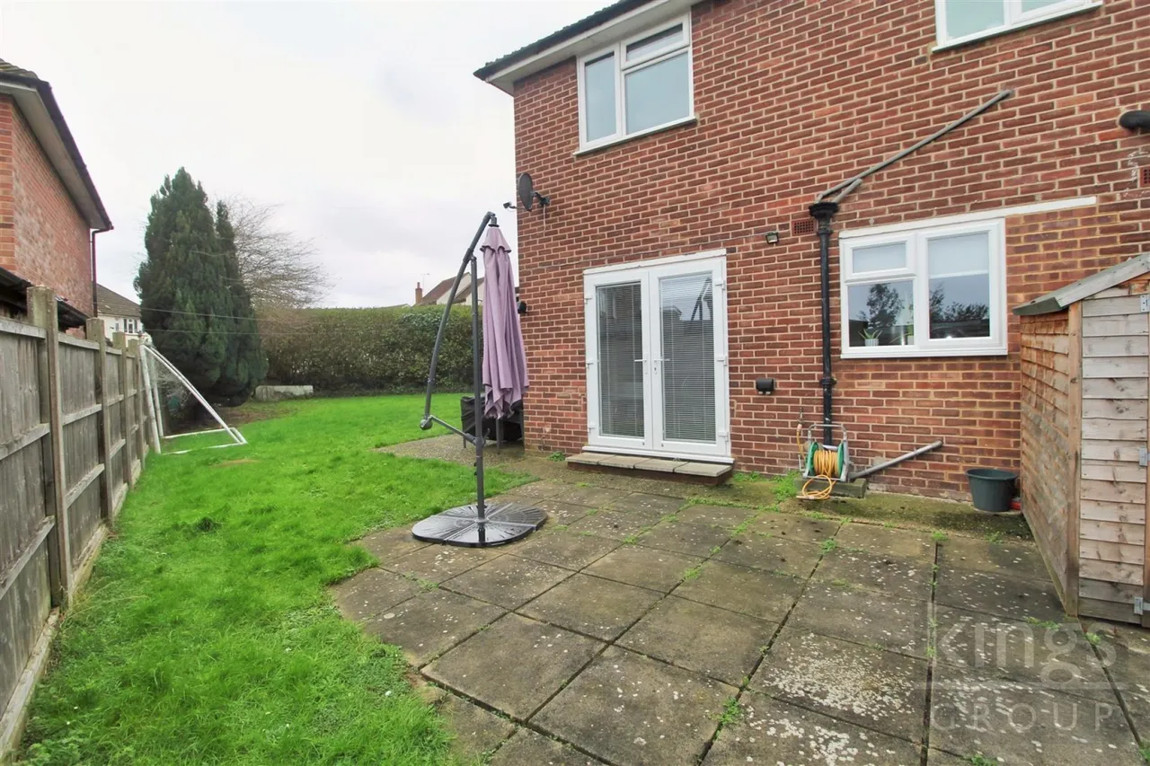 Tudor Avenue, Cheshunt, photo 18