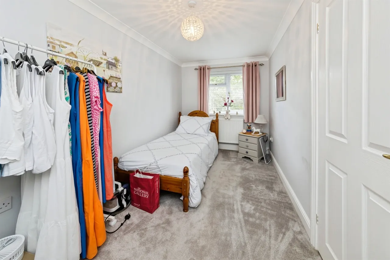 Priory Way, Haywards Heath, RH16, photo 9