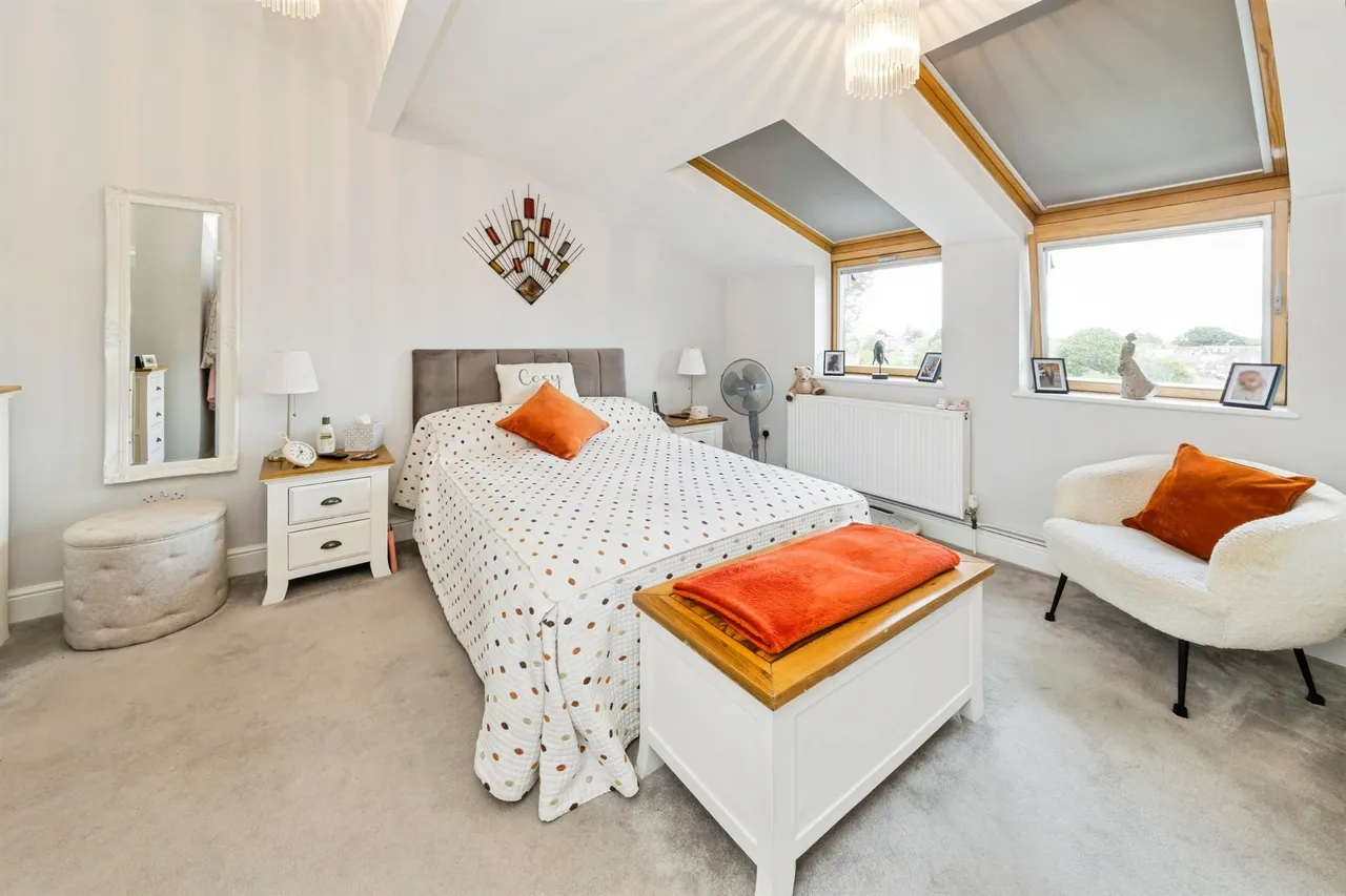 Priory Way, Haywards Heath, RH16, photo 7