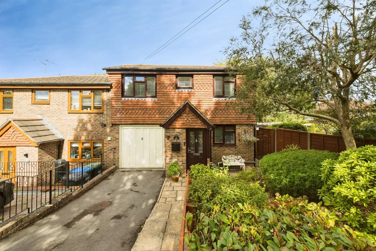Priory Way, Haywards Heath, RH16, photo 20