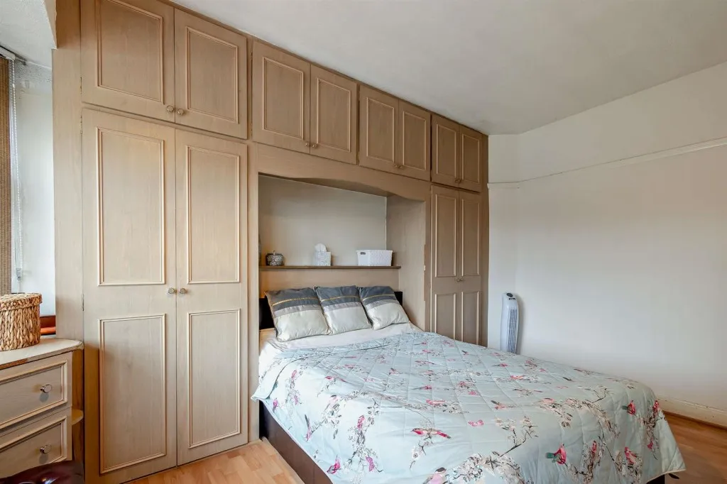Colchester Road, Leicester, LE5, photo 22