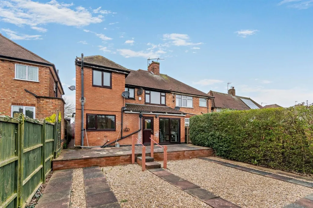 Colchester Road, Leicester, LE5, photo 27