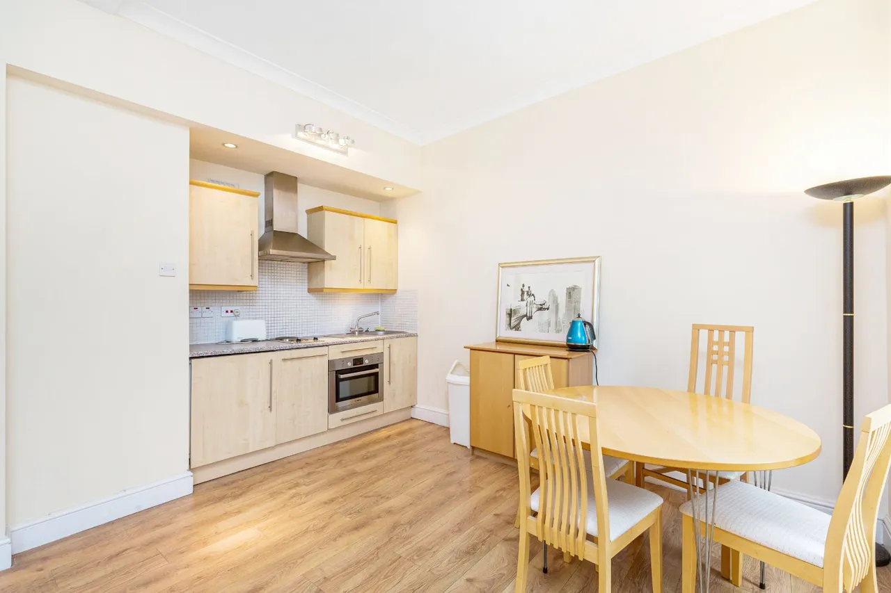 West Smithfield, Clerkenwell, EC1A, photo 10