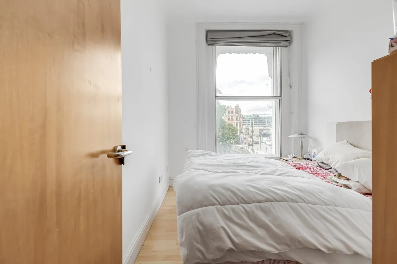 West Smithfield, Clerkenwell, EC1A, photo 16