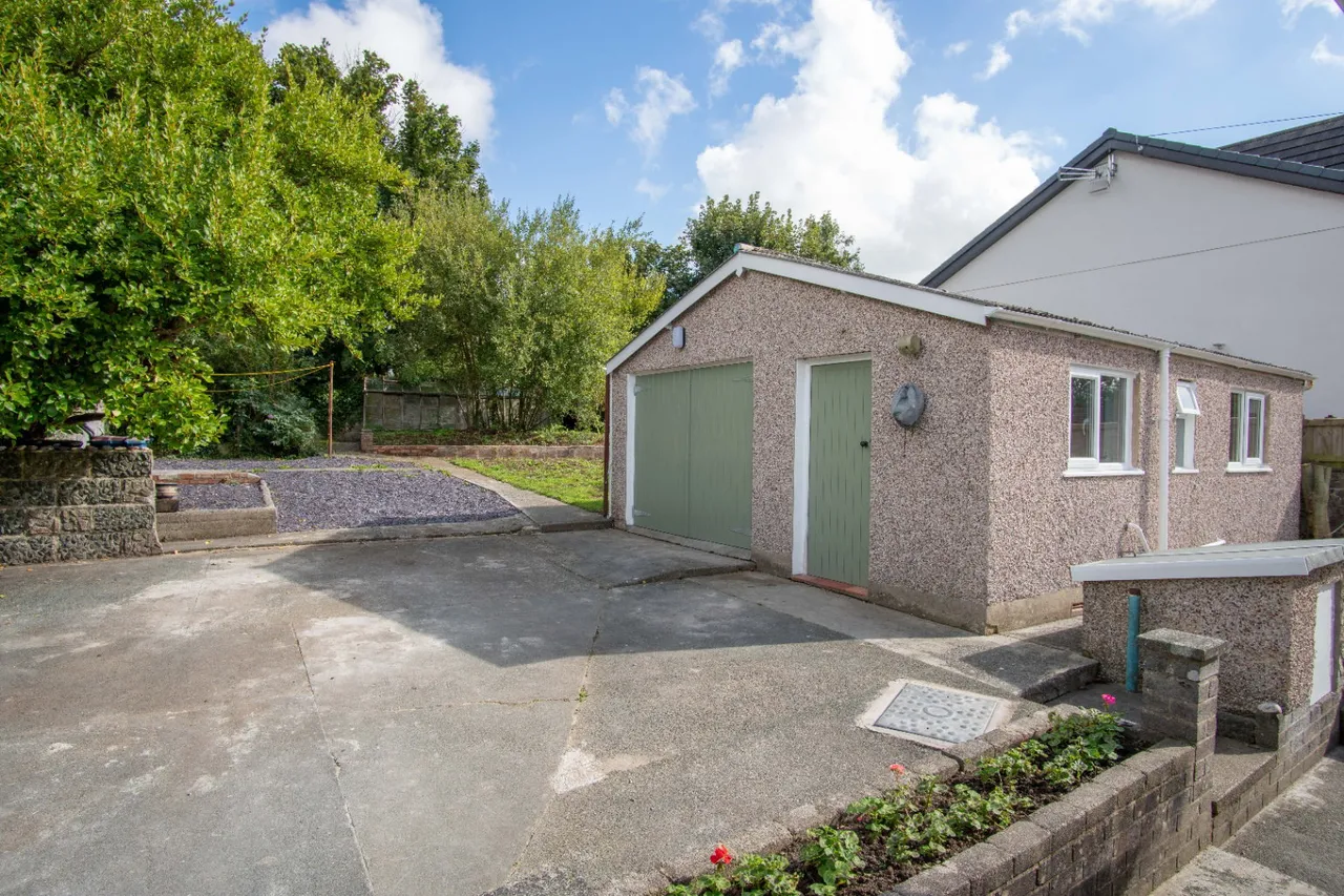 Pentre Berw, Gaerwen, LL60, photo 31