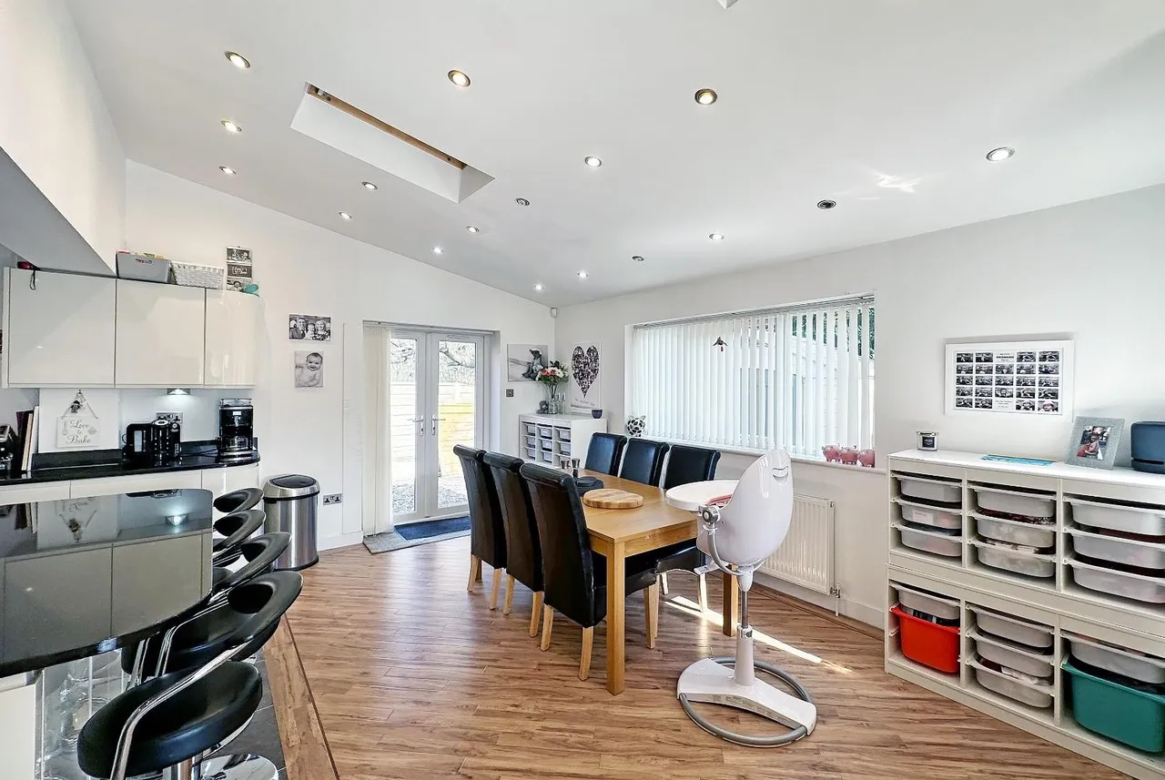 Kersal Drive, Timperley, Cheshire WA15 6UX, photo 21