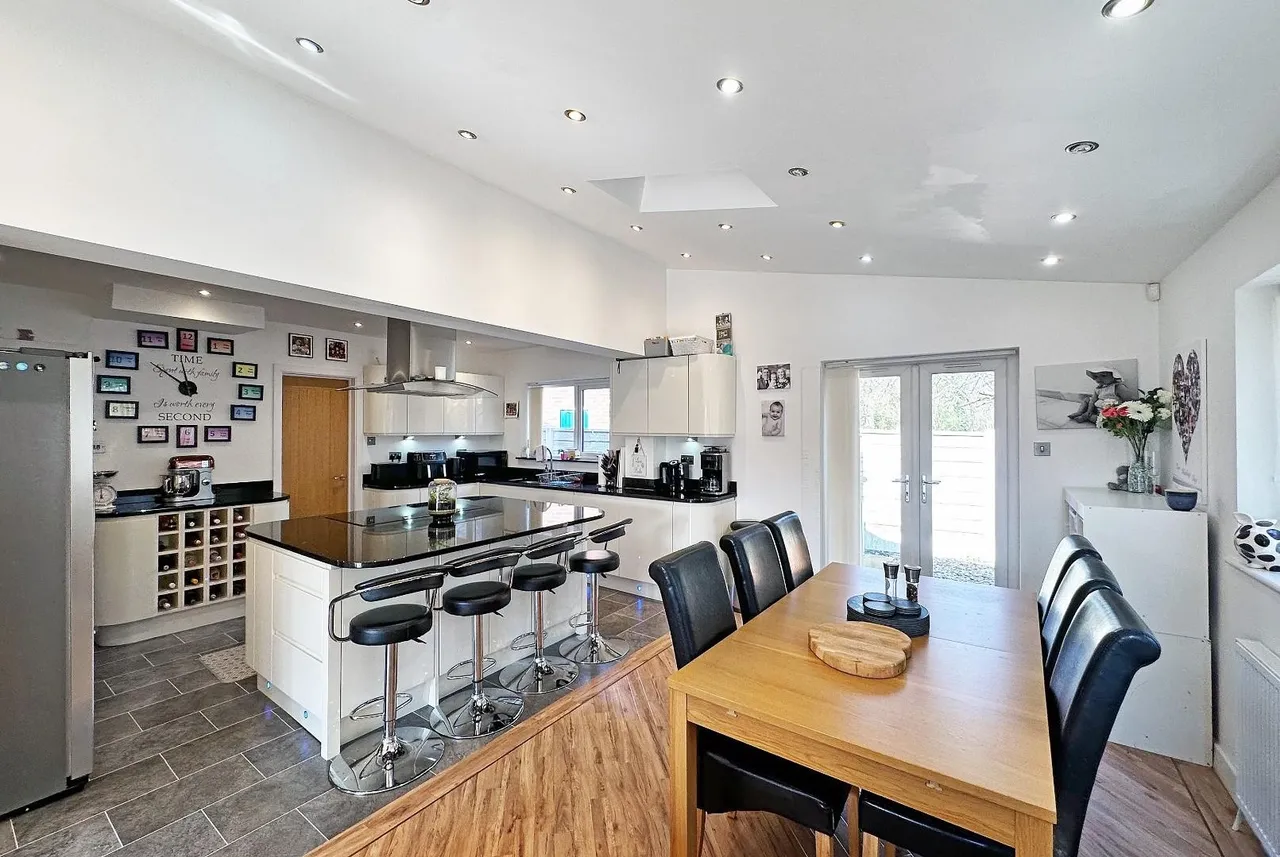 Kersal Drive, Timperley, Cheshire WA15 6UX, photo 20