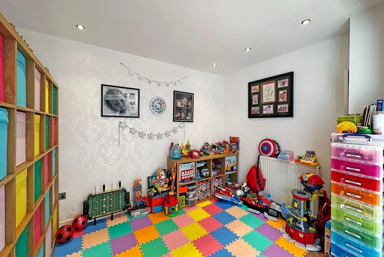 Kersal Drive, Timperley, Cheshire WA15 6UX, photo 22