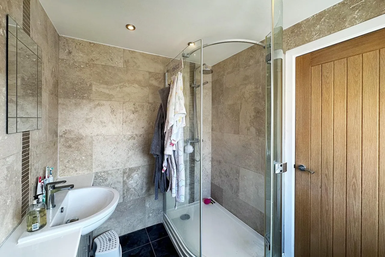 Kersal Drive, Timperley, Cheshire WA15 6UX, photo 33