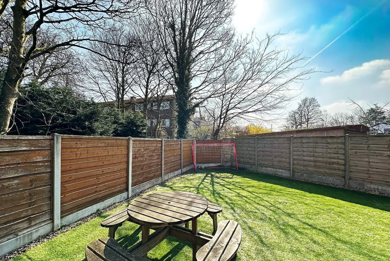 Kersal Drive, Timperley, Cheshire WA15 6UX, photo 6