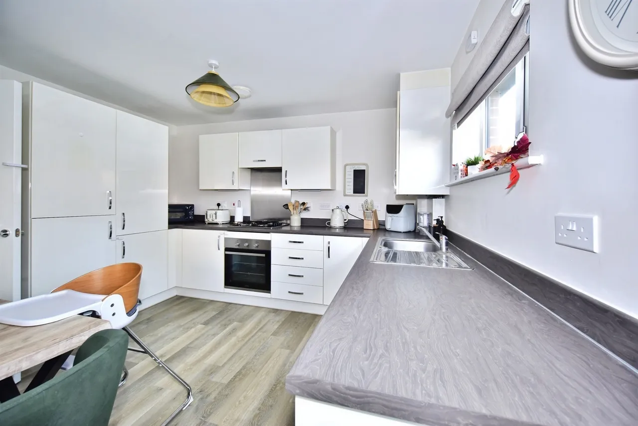 Hawley Drive, Leybourne, ME19, photo 10