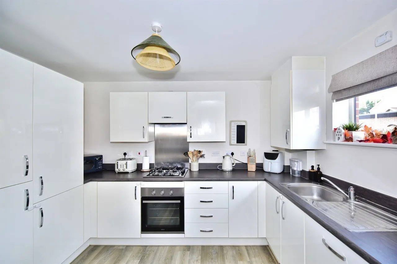 Hawley Drive, Leybourne, ME19, photo 12