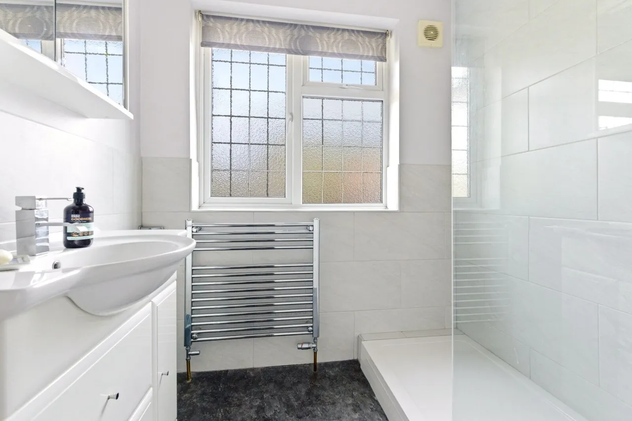 Selwyn Drive, Hatfield, AL10, photo 12