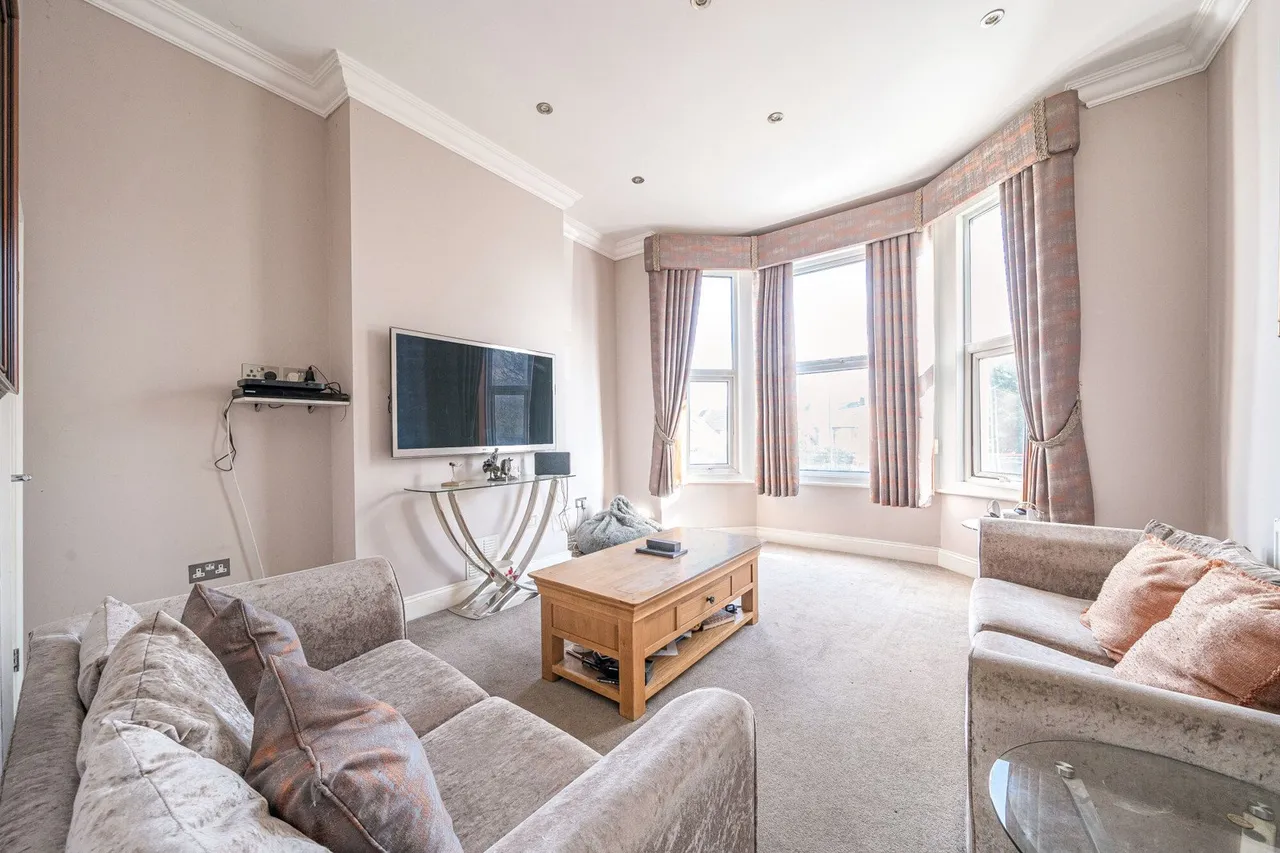 Summerhill Road, Kent, DA1, photo 2