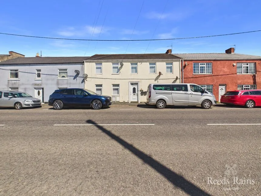 2 bed flat for sale — Front Street, Sherburn Hill, Durham, DH6