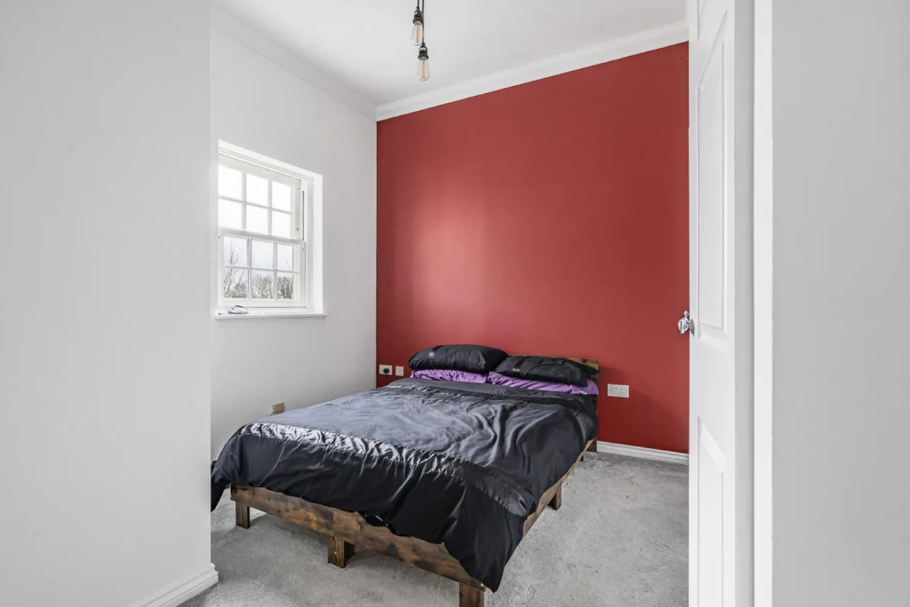 Gawton Crescent, Netherne On The Hill, photo 6