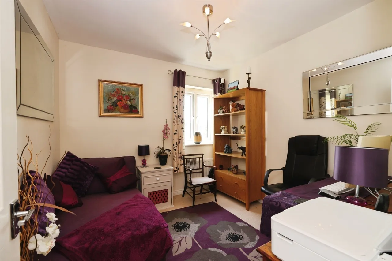 Holloway Close, Amesbury, SP4, photo 15