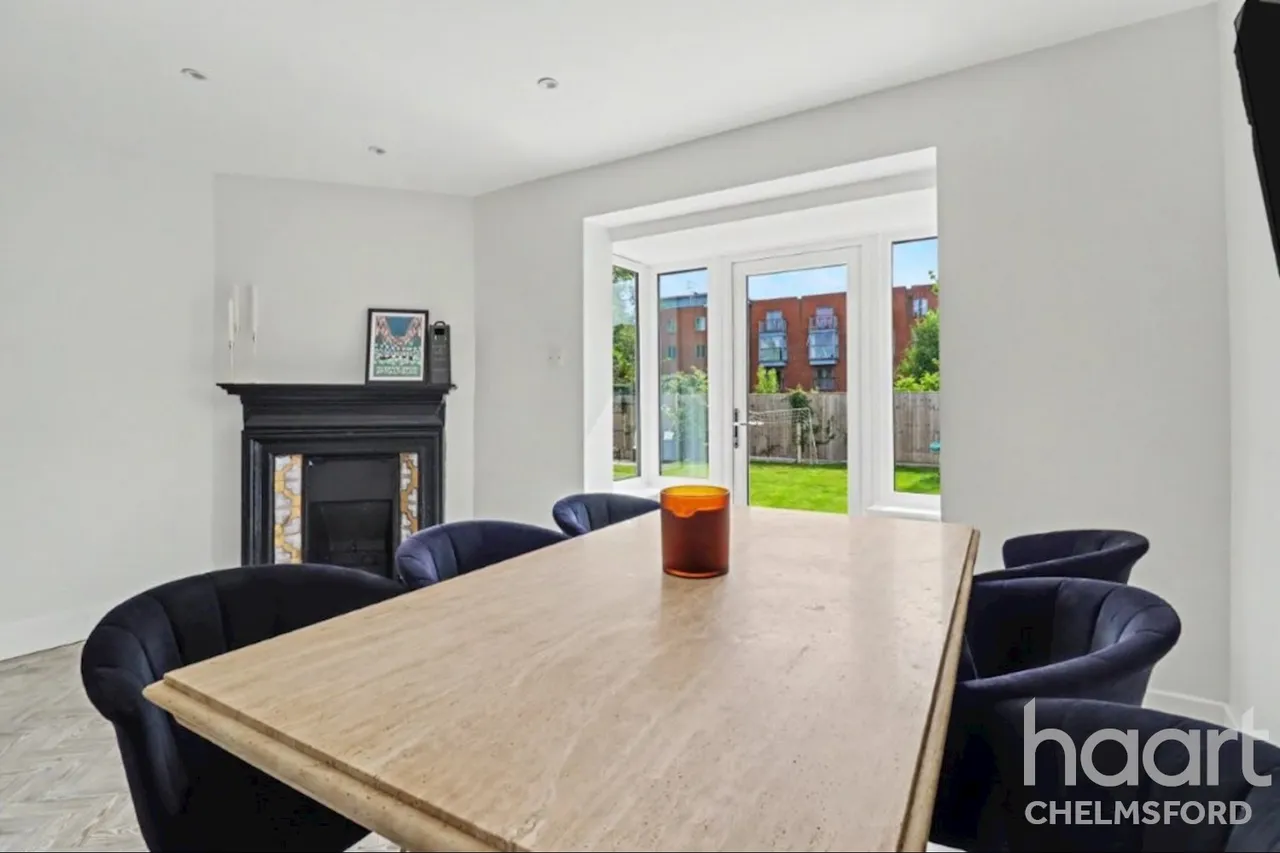 Cedar Avenue, CM1, photo 12