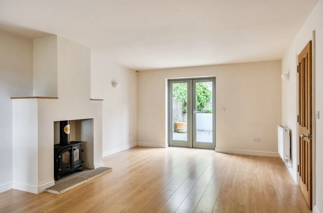 High Street, Bruton, BA10, photo 3