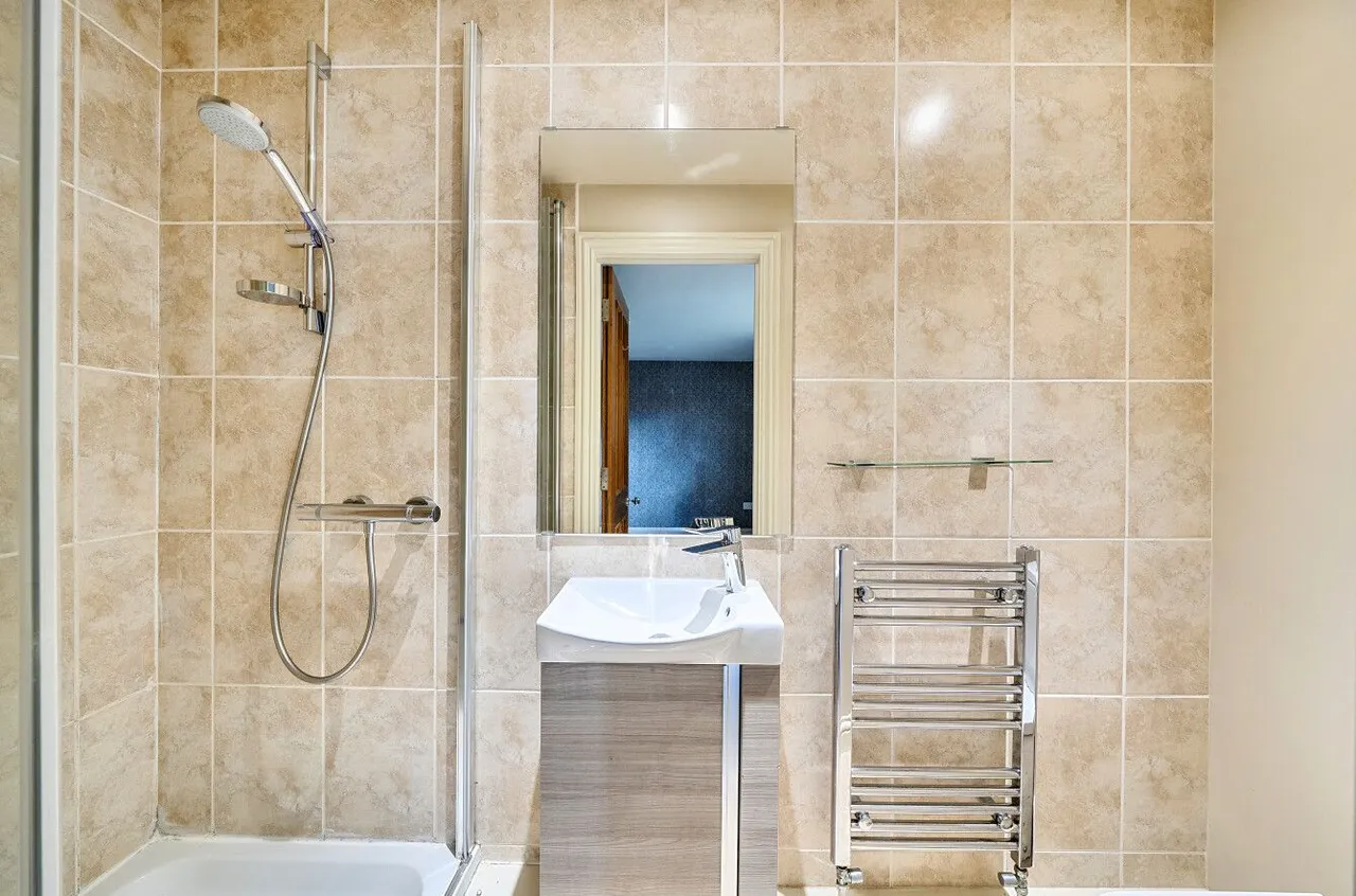 High Street, Bruton, BA10, photo 21