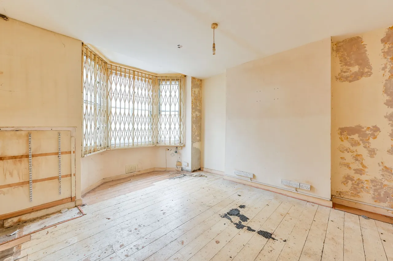1 bed flat for sale — Flat A, 85 College Place, London