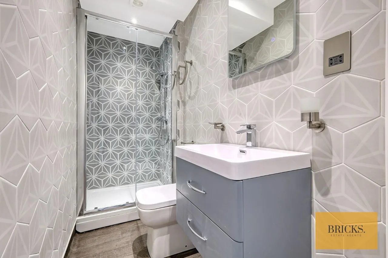 Grove Green Road, London, E11 4EN, photo 12