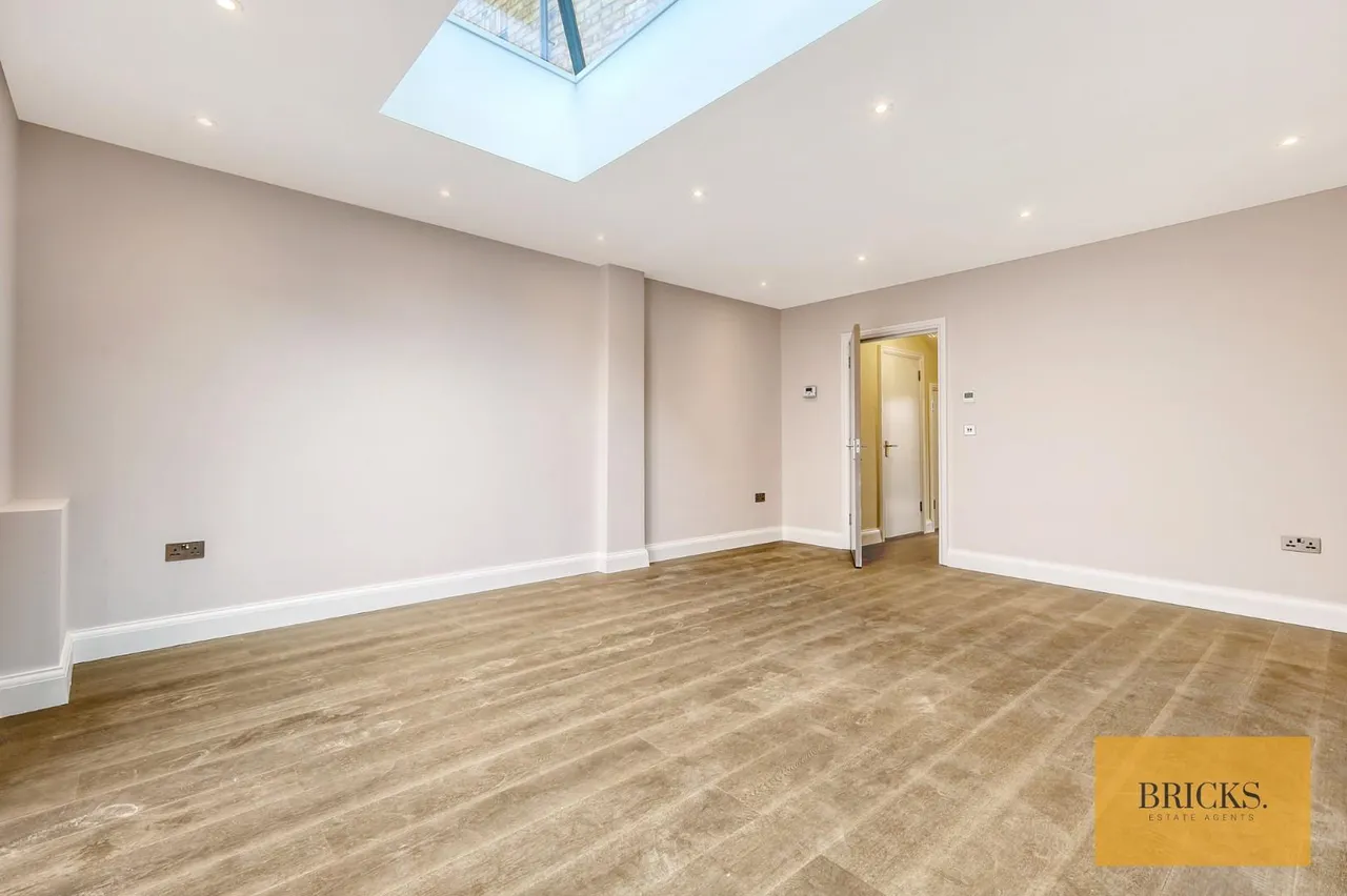 Grove Green Road, London, E11 4EN, photo 4